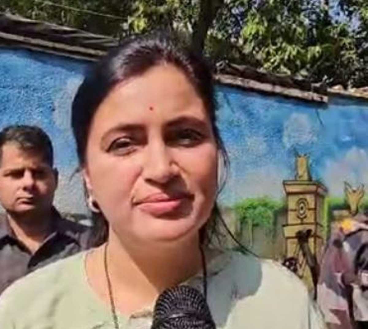 बांग्‍लादेश में ह‍िंदुओं पर हो रहा हमला दुर्भाग्‍यपूर्ण : नवनीत राणा